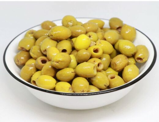 זיתים ירוקים ללא גלעין